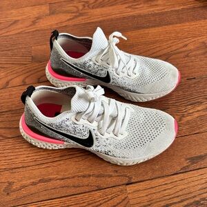 Nike women’s Epic React Flyknit - Size 7 1/2 - Oreo/pink- really good condition.